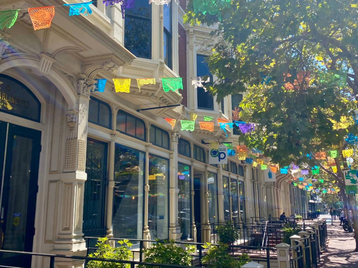 View of the shops along the 9th and Broadway in Oakland
