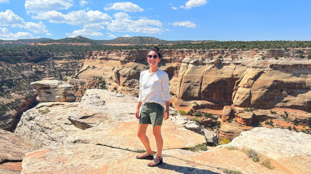 Travel Lemming Editor Abigail Bliss posing for a photo at the Colorado National Monument