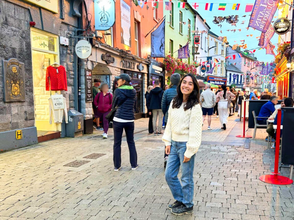 The author Abigail posing for a photo with the crowd at Latin Quarter