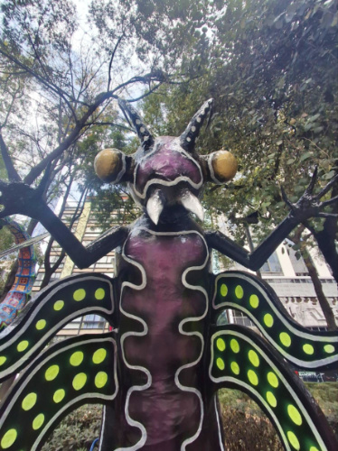 A colorful animal art sculpture of Alebrijes 