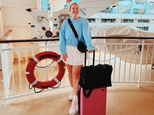 Cruise Packing List (32 Essentials) - Travel Lemming