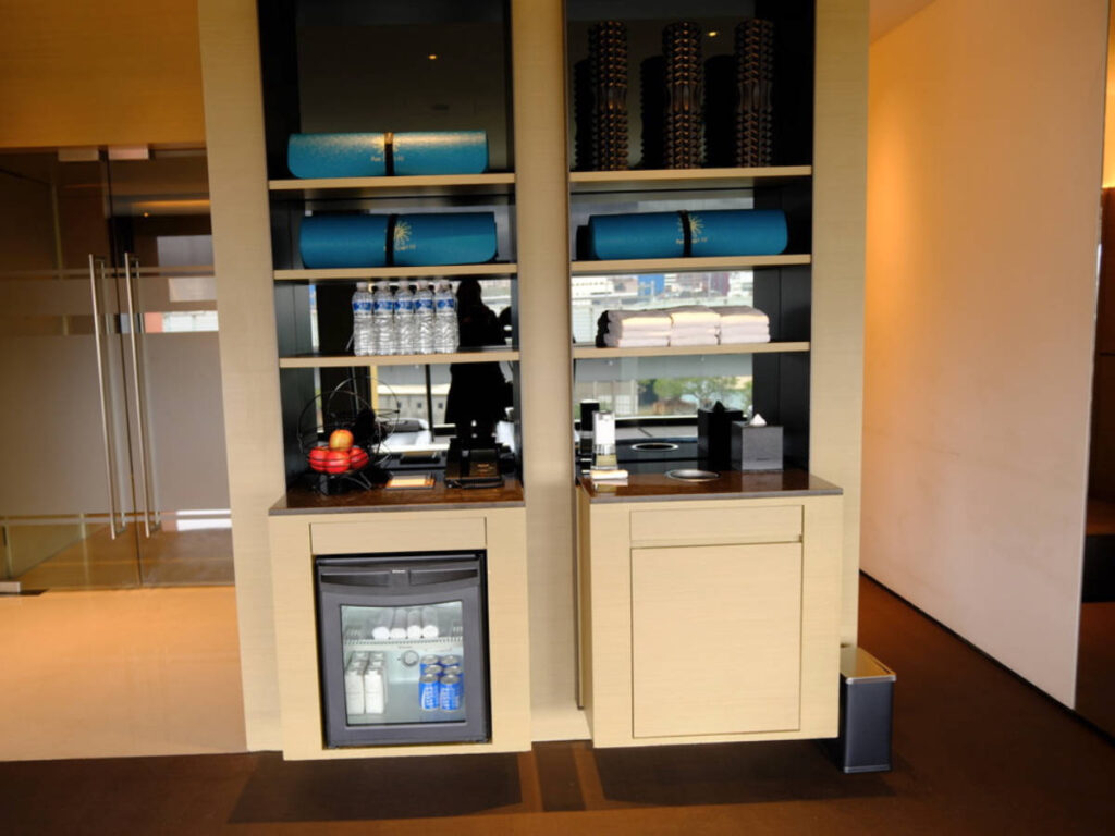 View of the amenities in the gym