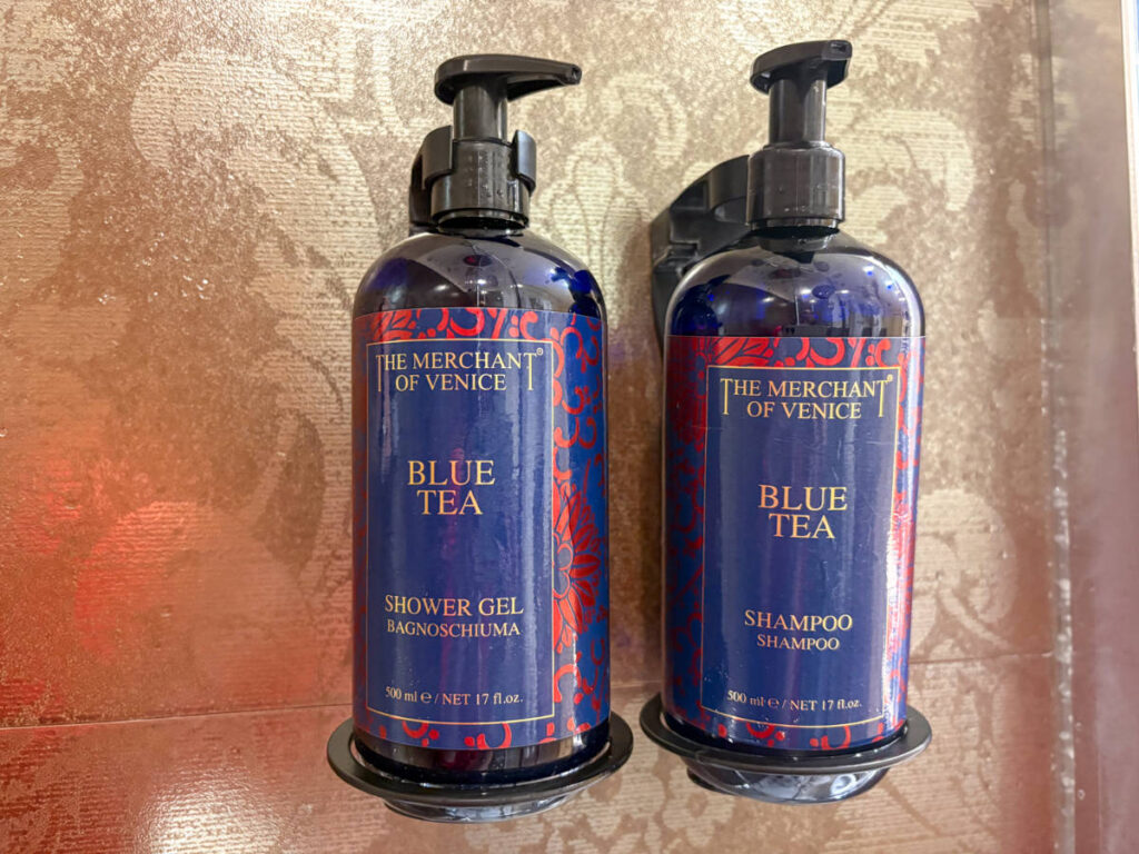 The shower gel and shampoo in Hotel Olimpia