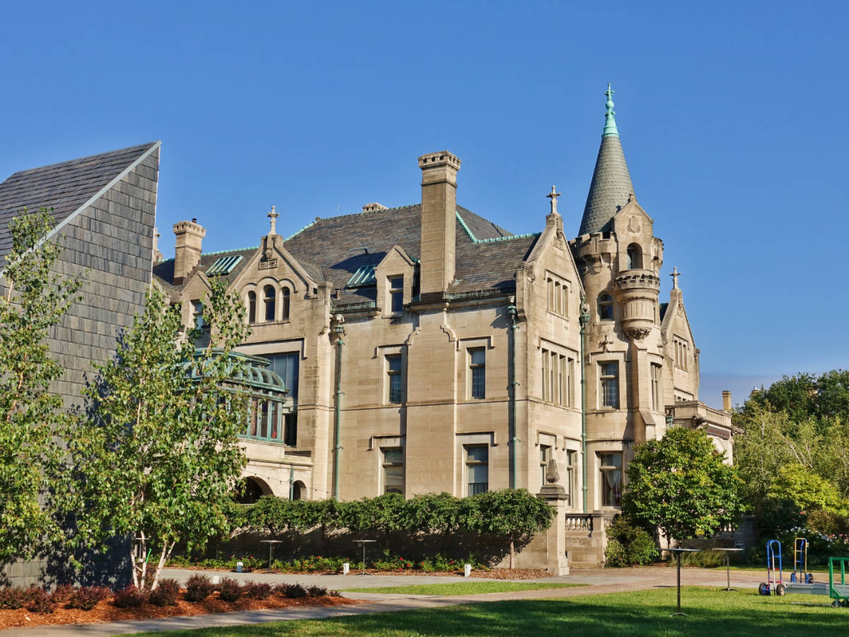 Clear blue sky over the American Swedish Institute building