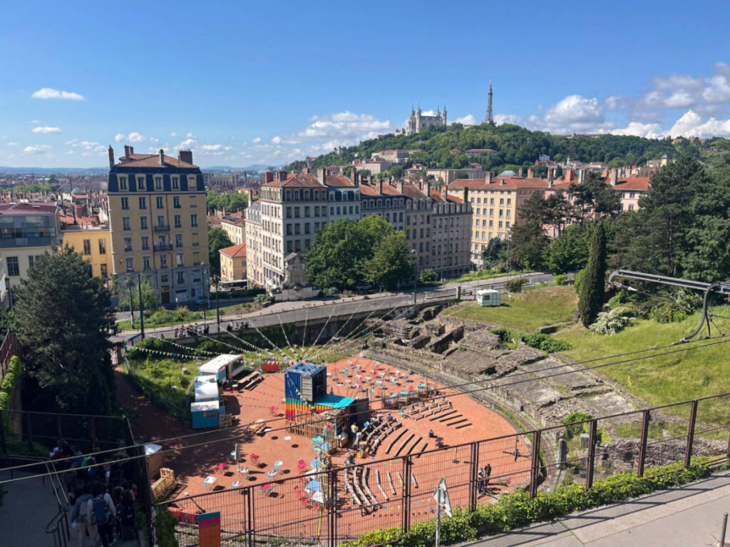 Blue sky over the Amphitheater of the Three Gauls 