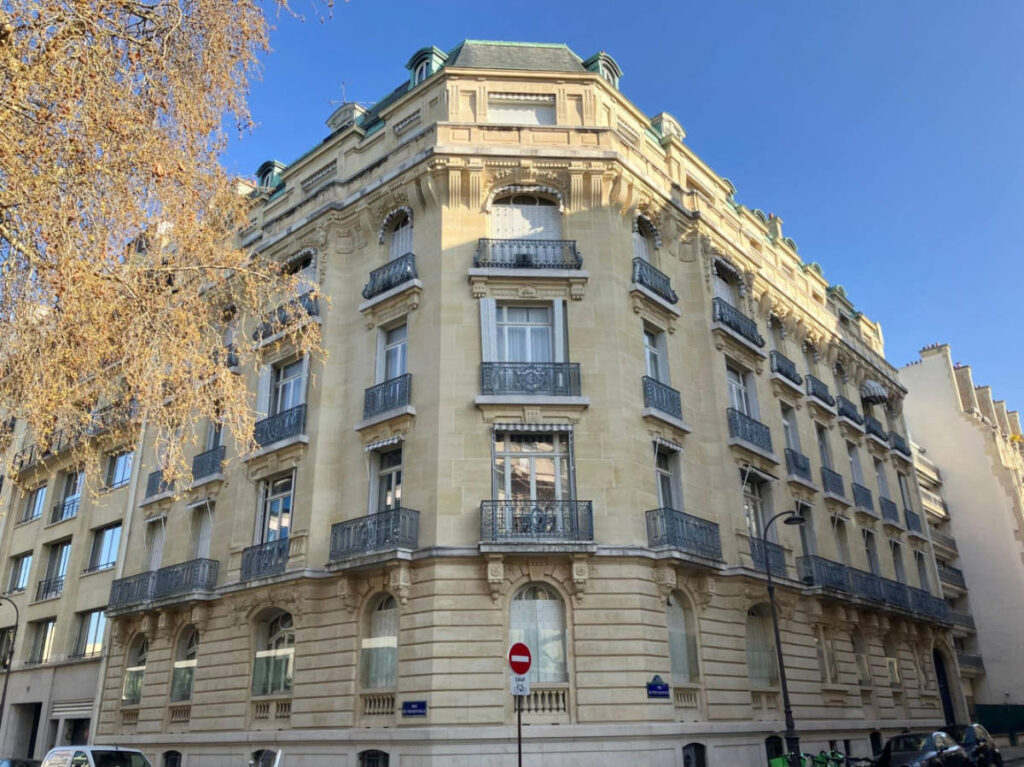 View of the architecture of the apartment building in Porte Dauphine