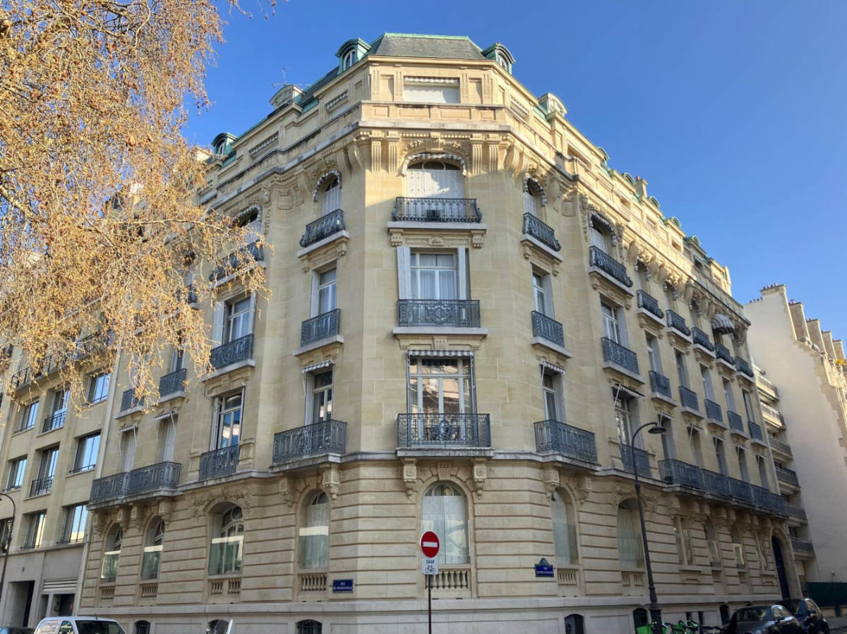 View of the architecture of the apartment building in Porte Dauphine