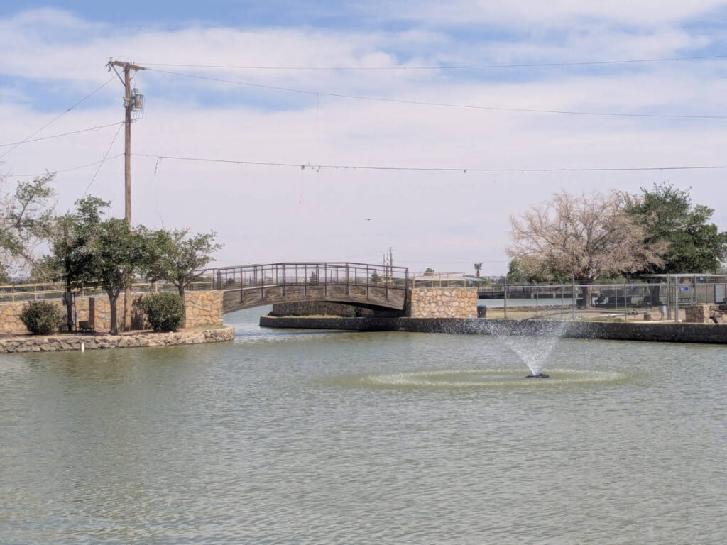 View of the calm waters of Ascarate Lake