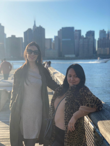 Author Niamh and her friend hanging out at the boardwalk
