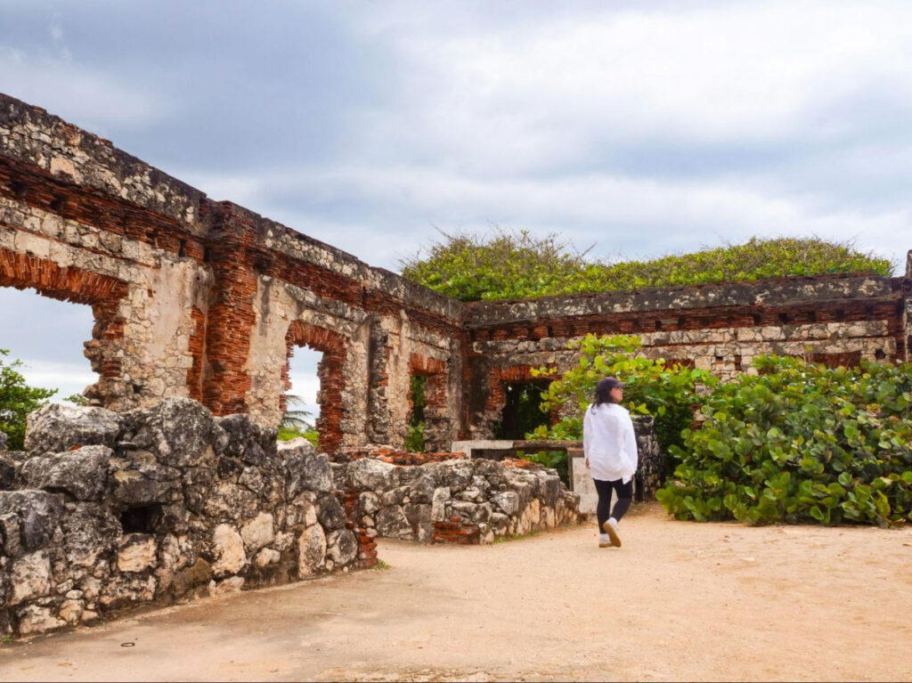 Author Vanessa exploring the lighthouse ruins in Aguadilla
