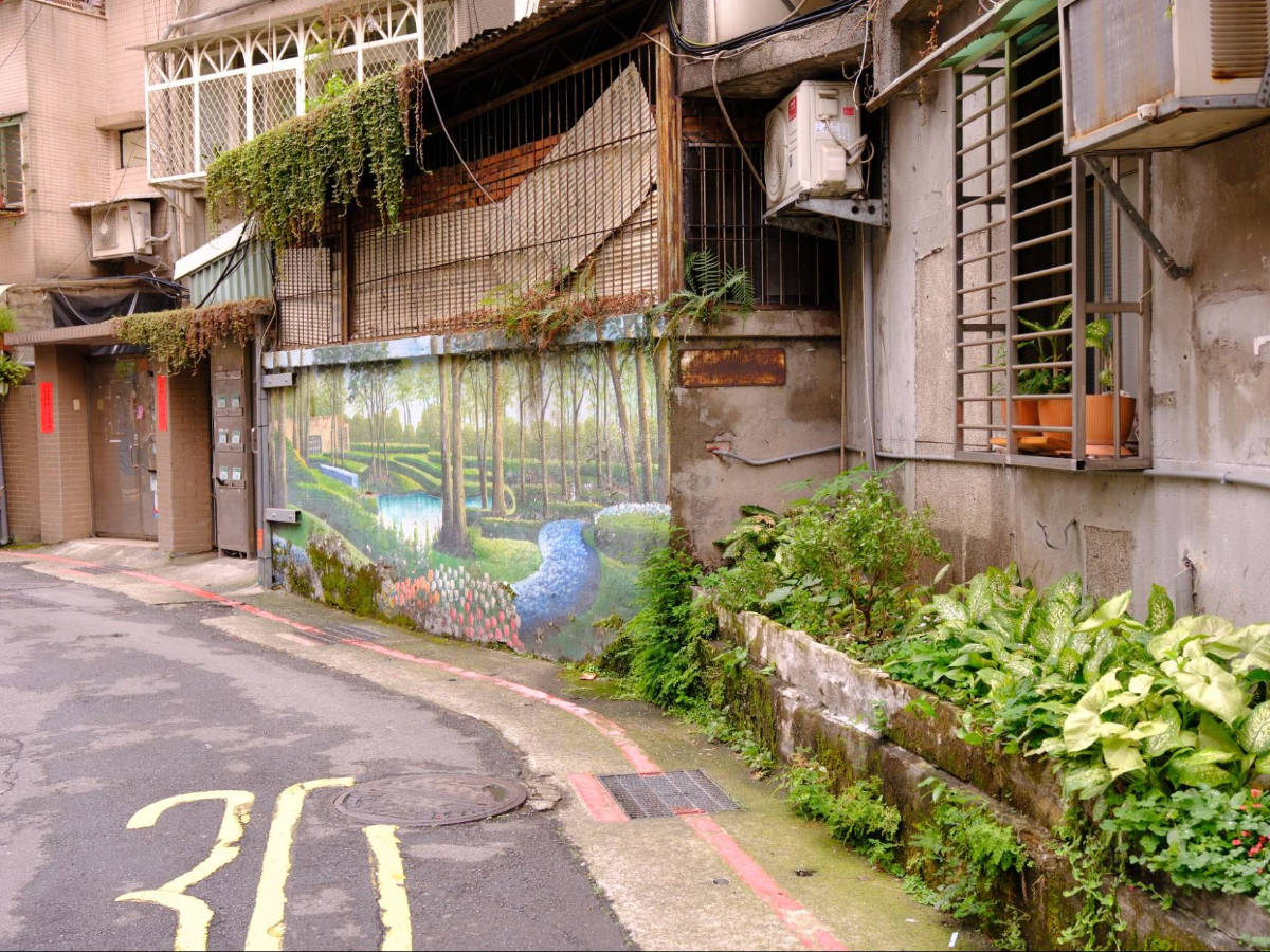View from the backstreet in Zhongshan