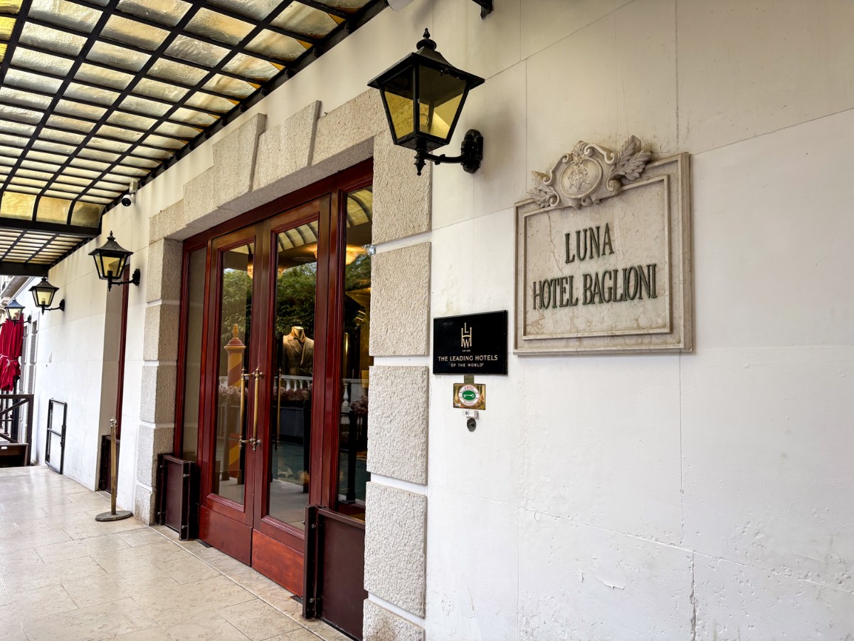 View of the entrance to Baglioni Hotel Luna