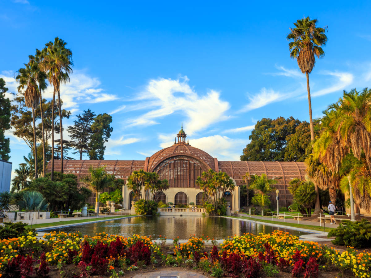 View of the Balboa park Botanical building and the pond