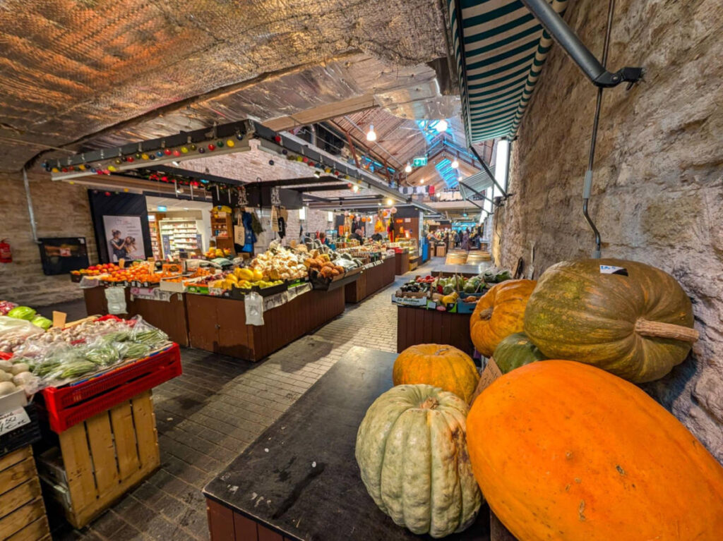 View of the pumpkins and other products at Balti Jaama Turg