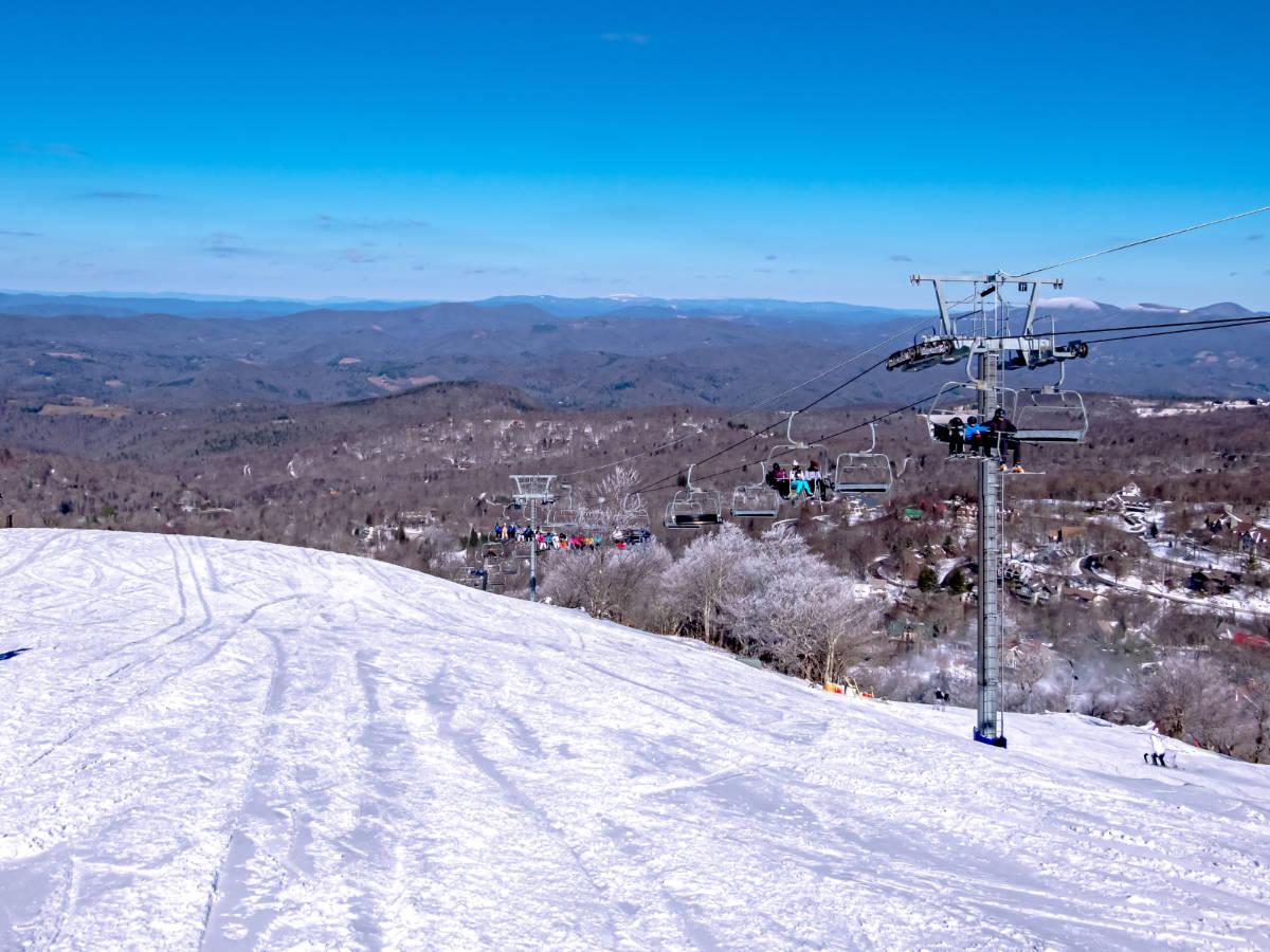 People on ski lift in Beech Mountain Ski Resort