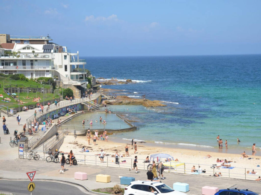 Overlooking view of the people enjoying at the Bondi Beach North End