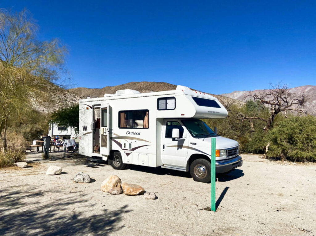 A campervan at the campsite of Agua Caliente Springs Park