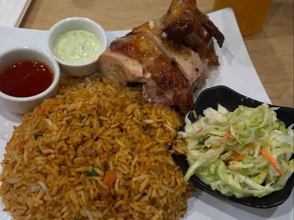 A combo Valenciano on a plate in Cantoo