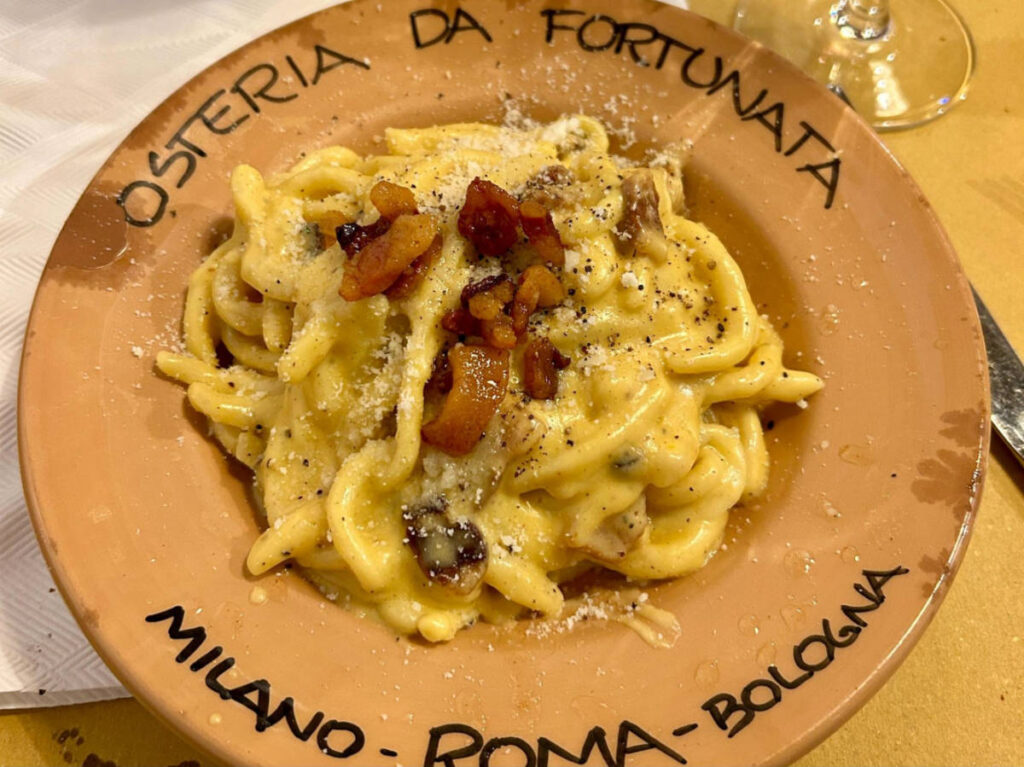A plate of Carbonara from Osteria da Fortunata