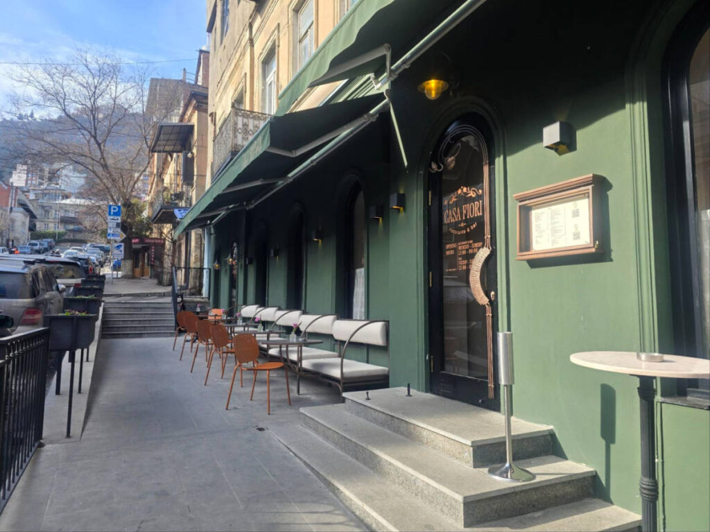 View of the entrance and exterior of Casa Fiore