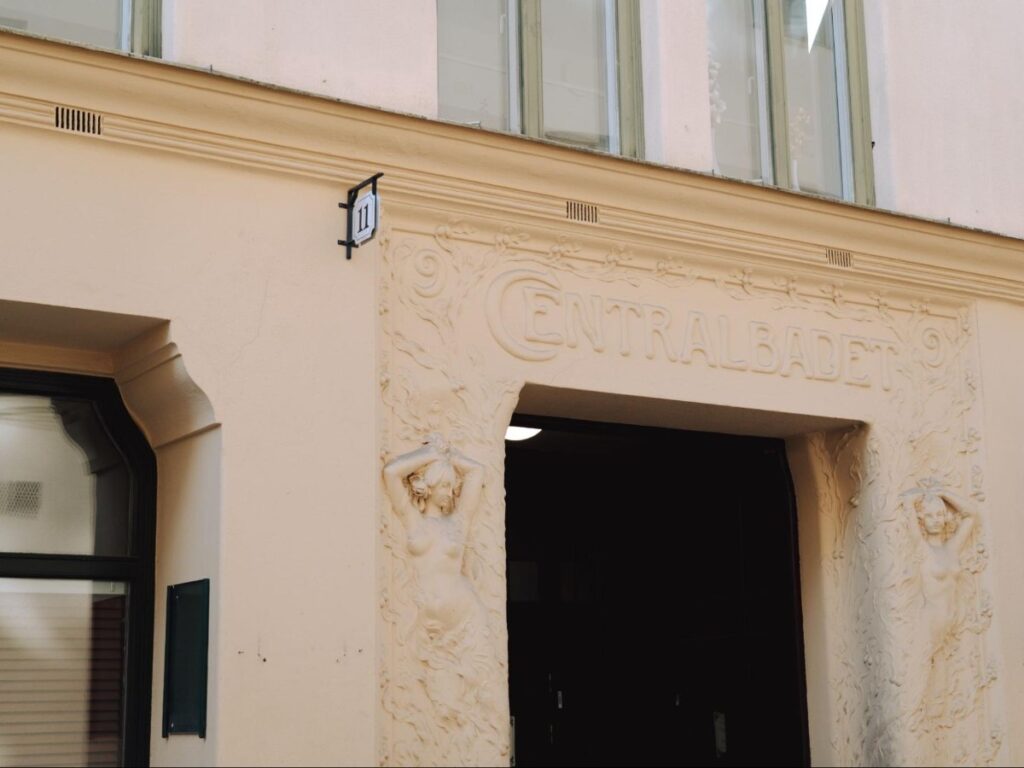 View of the entrance to Centralbadet