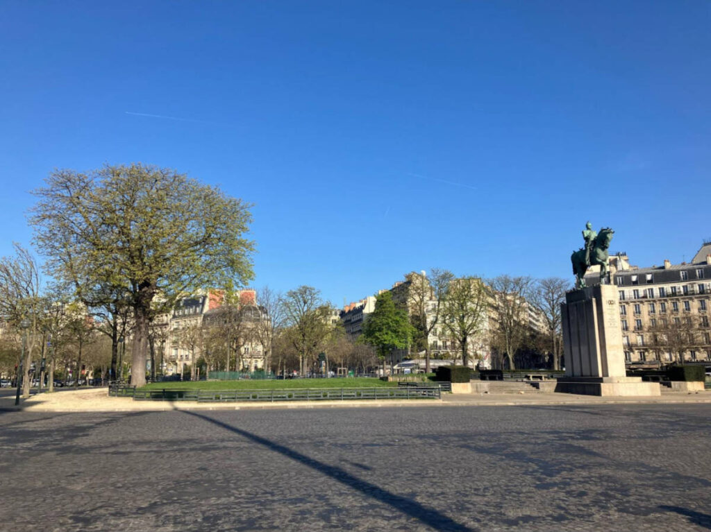 View of the quiet and peaceful street in Chaillot