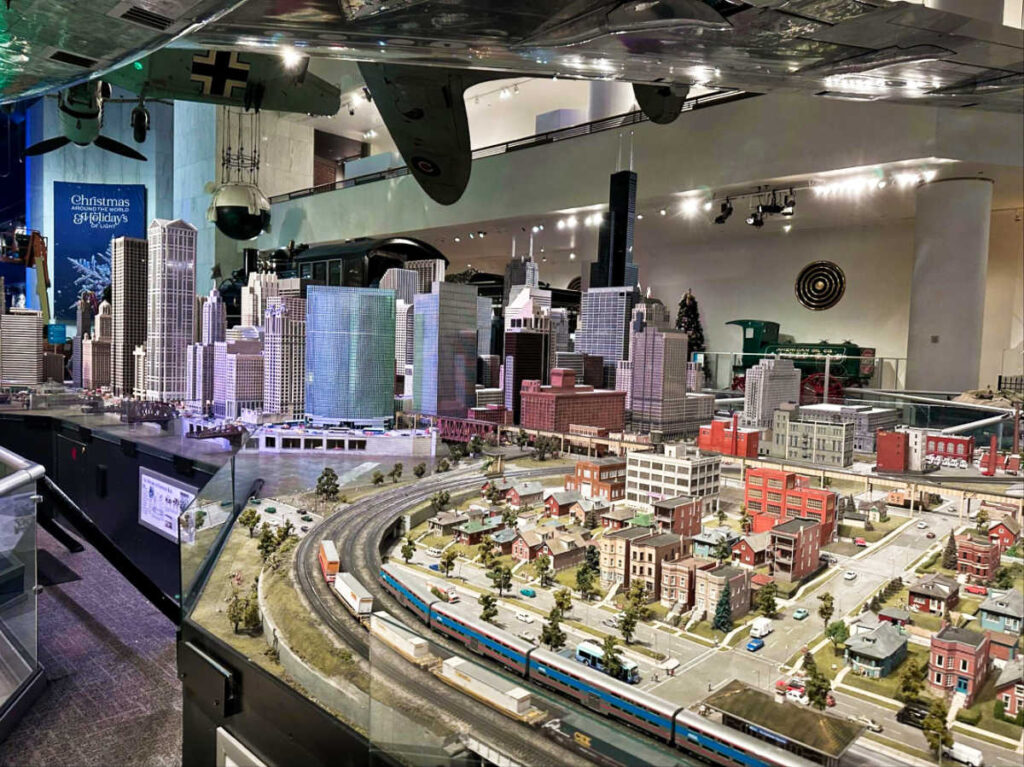 A mini Chicago diorama at the exhibit in MSI