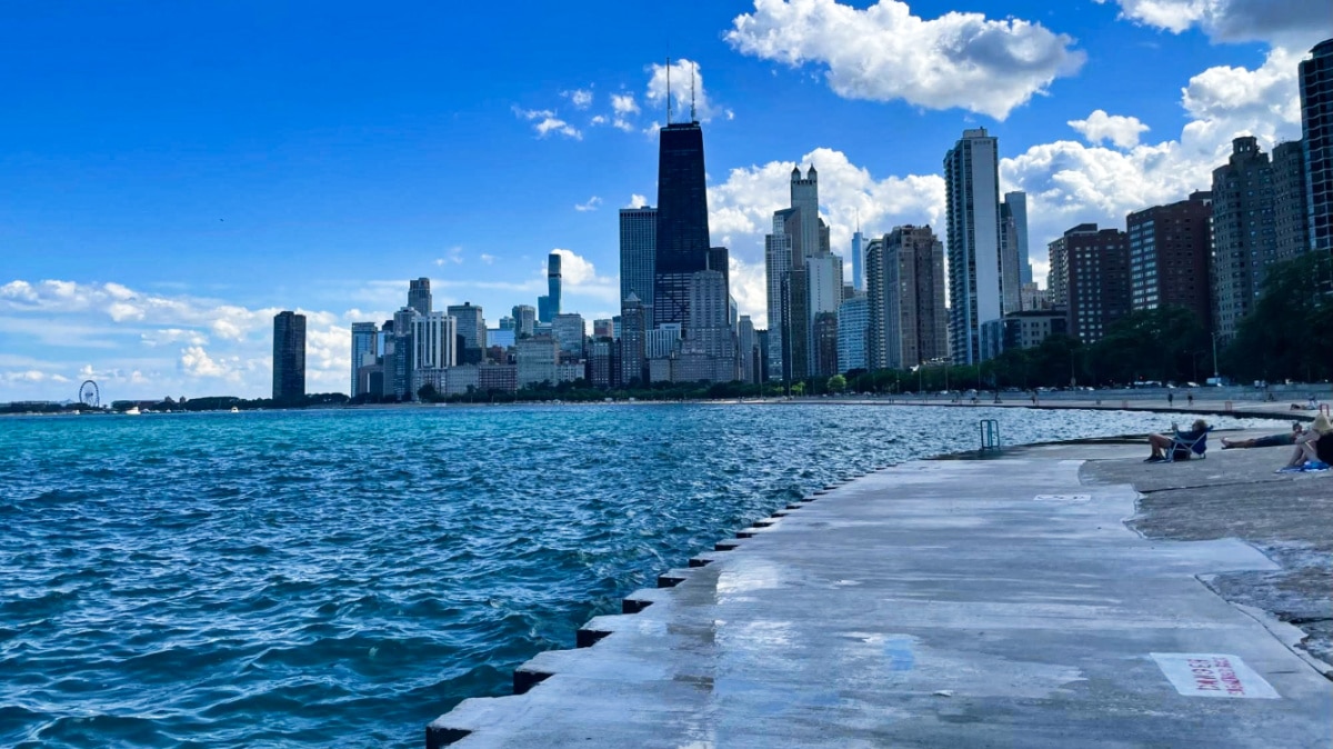 View of the waterfront Chicago fkyline from the Lakefront Trail