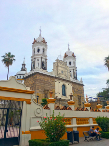 Exterior view of a church in Guadalajara