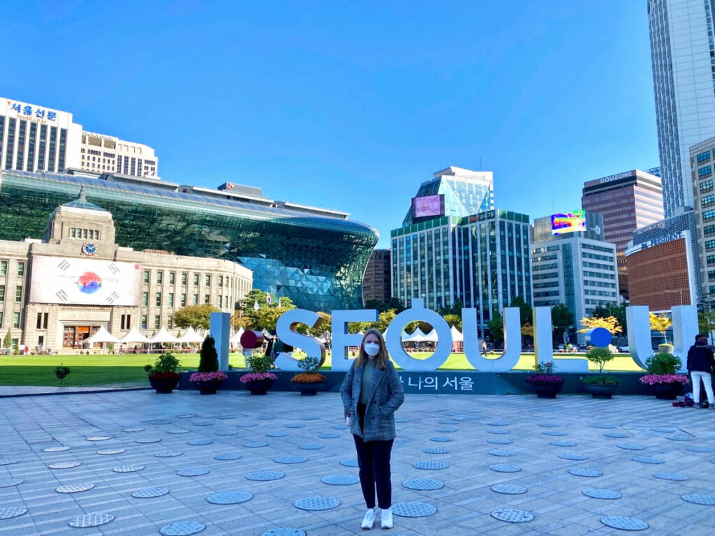 Clear blue sky over the City Hall in Seoul
