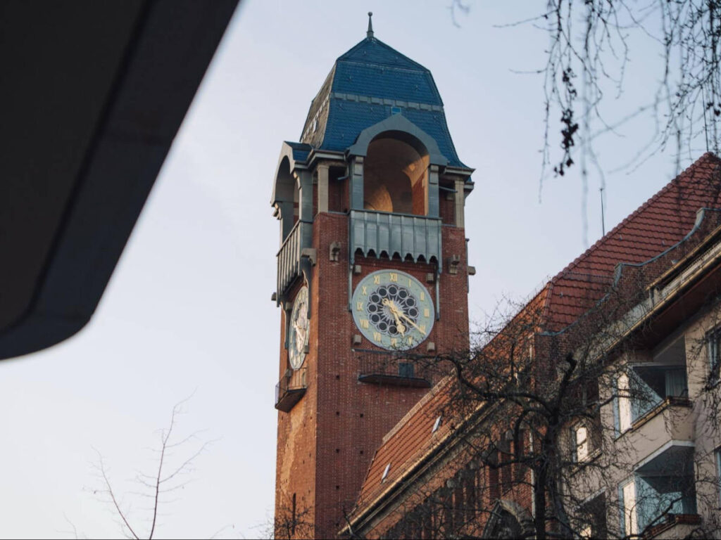 Perspective view of the red brick clock tower of Paula-Fürst-Schule