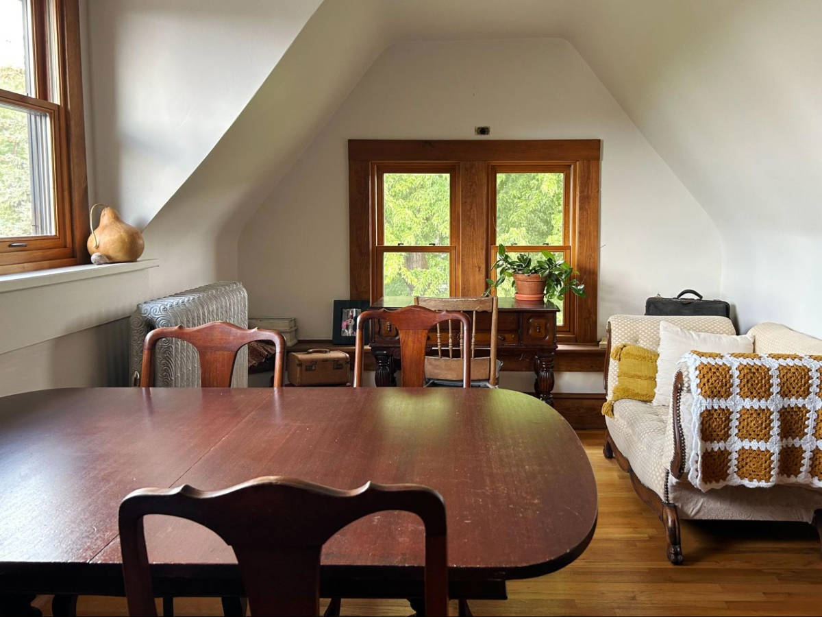 View of the cozy common area at the top floor
