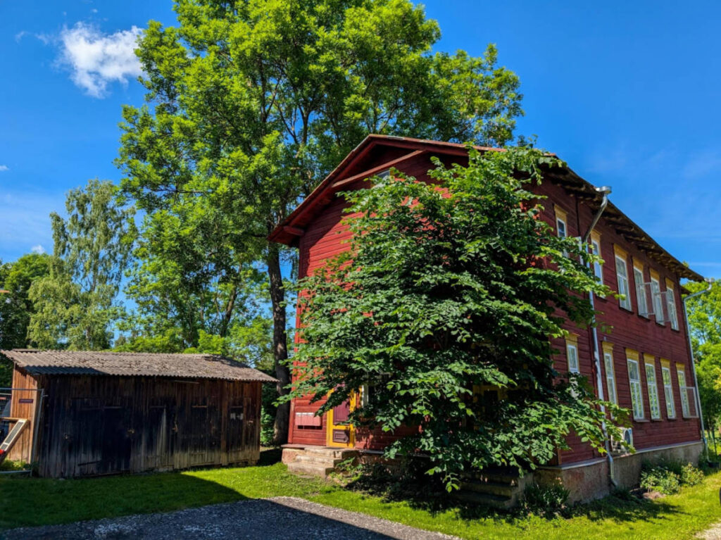 The Cozy Tartu Apple surrounded by greenery