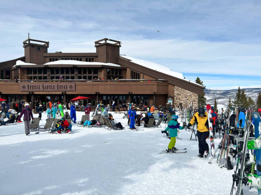 View of the crowd outside the Spruce Saddle Lodge