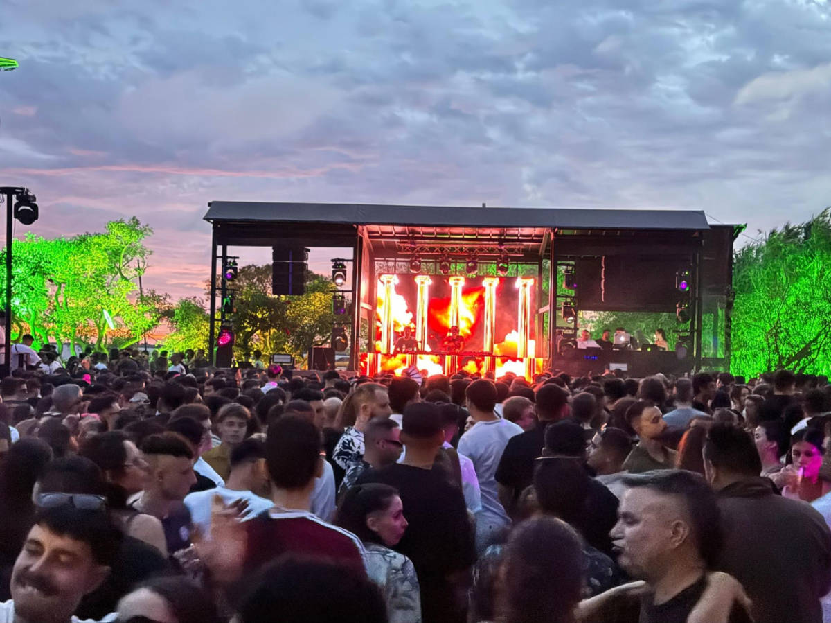 The crowd enjoying at The Bayside nightclub at dusk