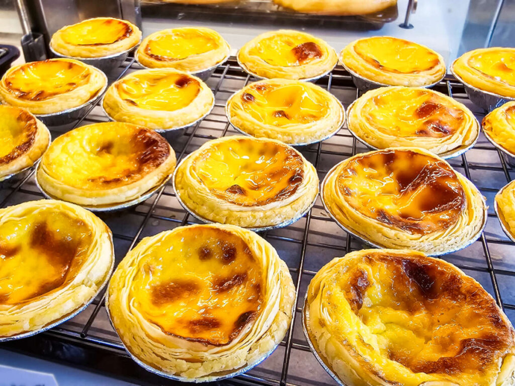 Closeup look of the freshly baked custard tarts