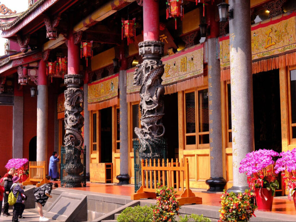View at the Dalongdong Baoan Temple