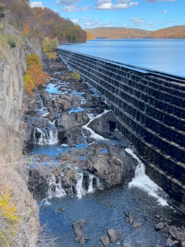 View of the dam with the fall foliage around Croton Gorge Park