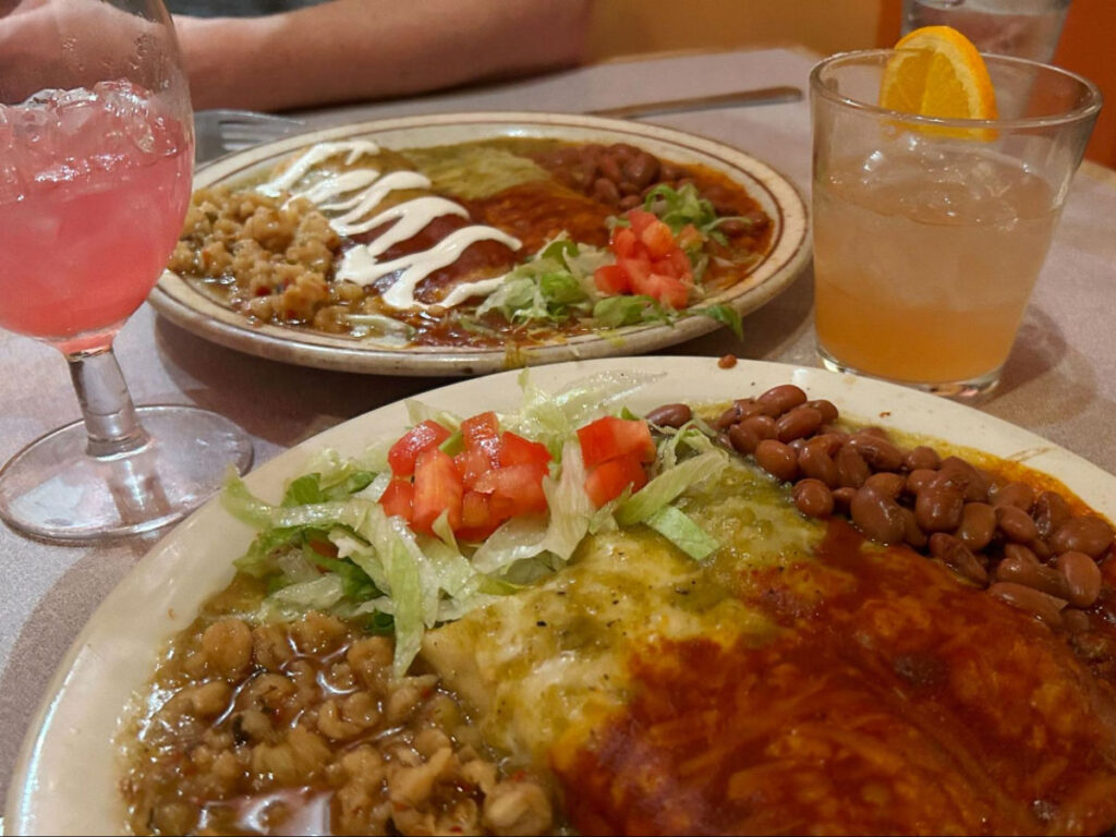 The meal and drinks served at La Choza