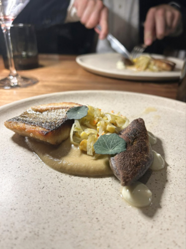 Closeup look of the dish from República