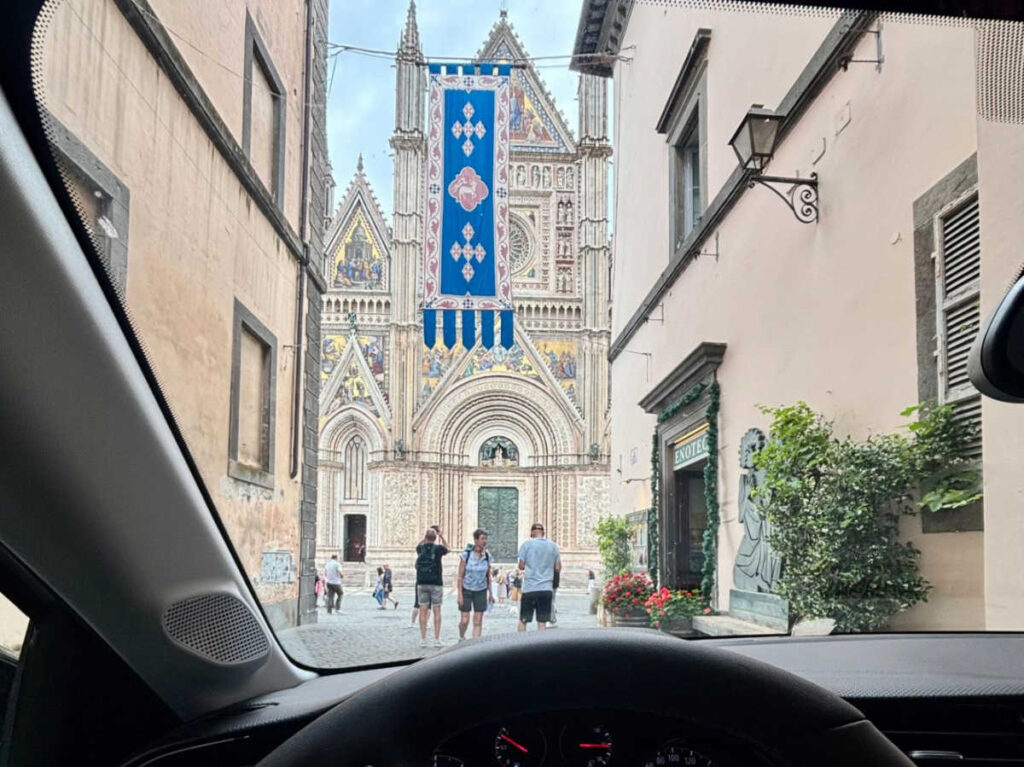 View of the crowd in Duomo from the car