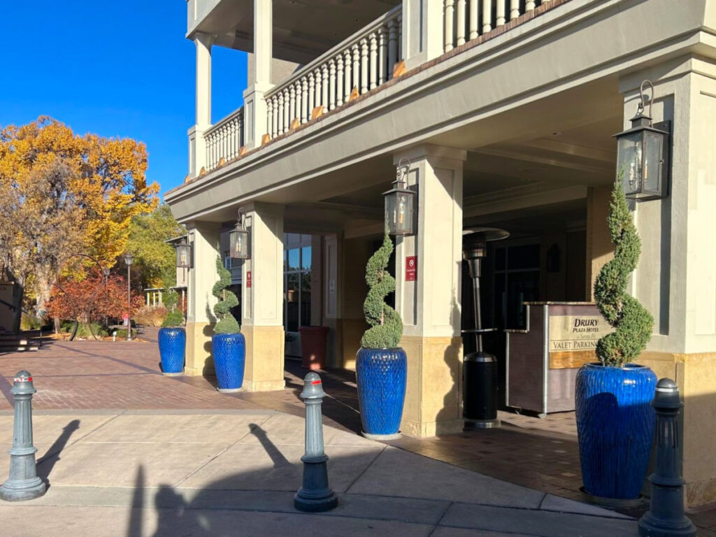 View outside Drury Plaza Hotel