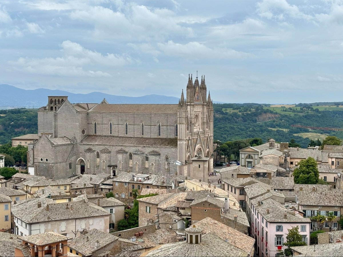 Side view of the Duomo of Orvieto