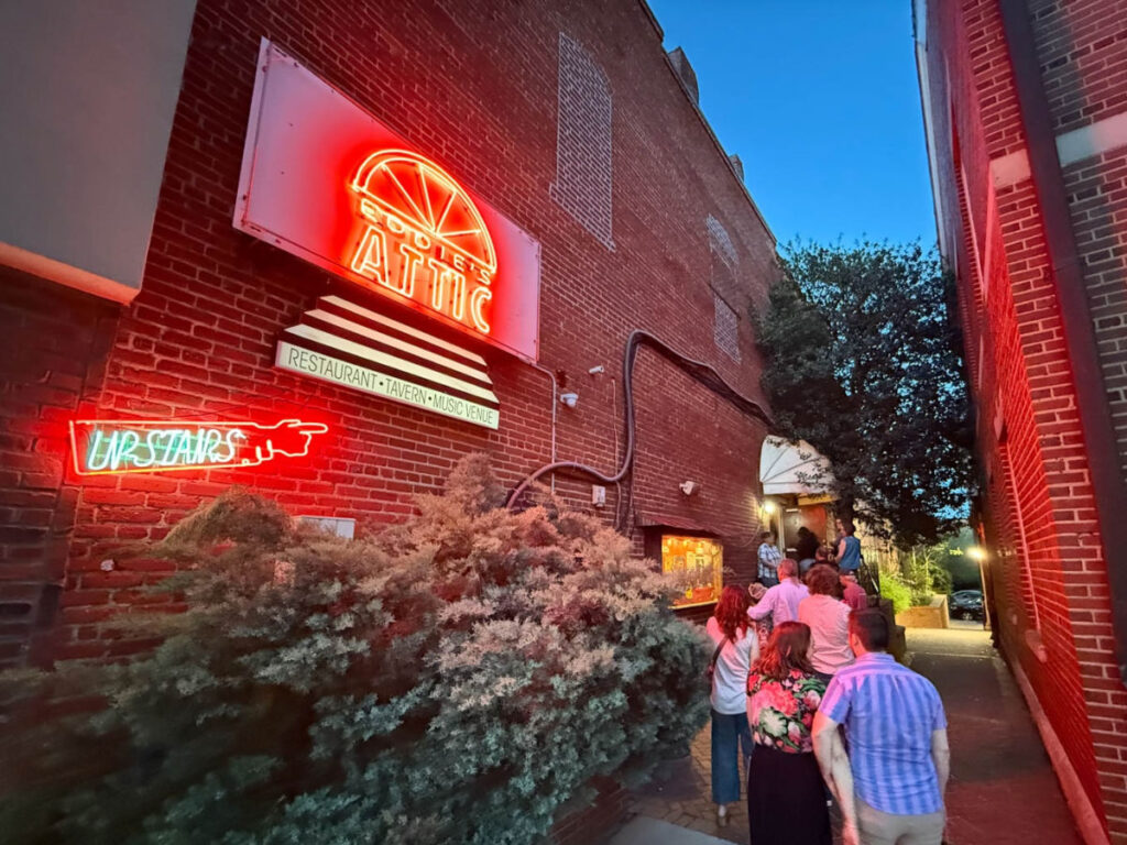 People lining up to enter Eddie’s Attic