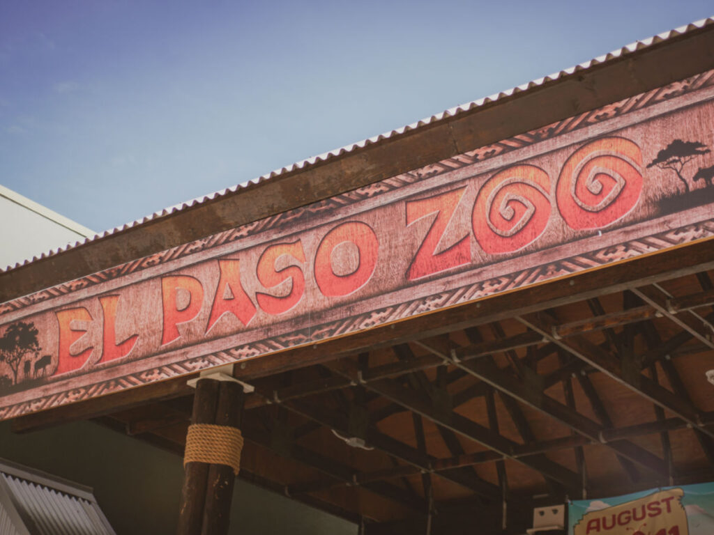 View of the El Paso Zoo sign