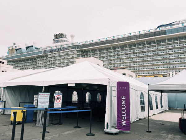 Cruise Packing List (32 Essentials) - Travel Lemming