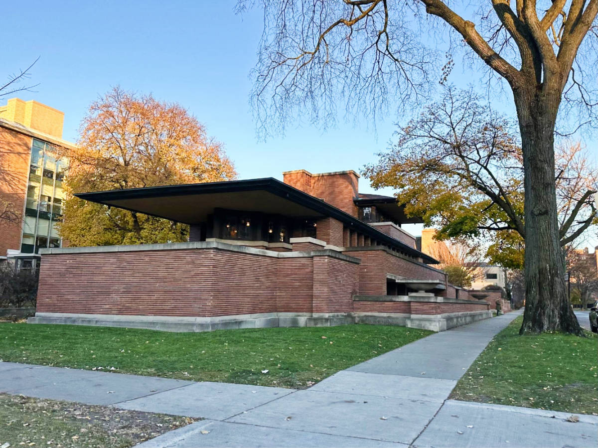 The house of Frederick C. Robie from the outside