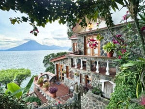 Overlooking view of the beautiful exterior of La Casa del Mundo