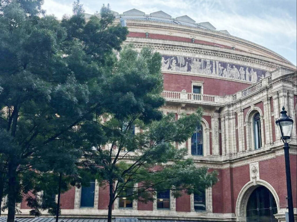 View of the Royal Albert Hall building from the outside