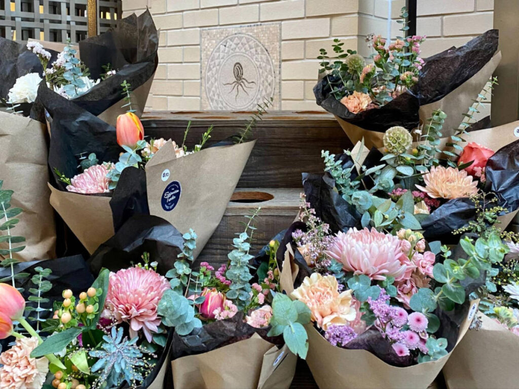 Colorful flower bouquets in Ferry Plaza Farmers Market